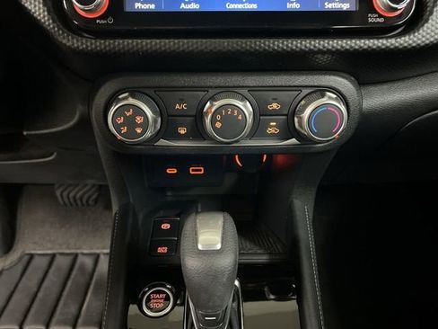 Used 2023 Nissan Kicks SV FWD image 17