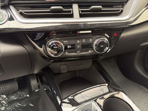New 2026 Chevrolet Trax ACTIV w/ Driver Confidence Package FWD image 16