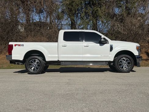 Used 2021 Ford F250 Lariat w/ Lariat Value Package image 5