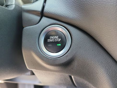 Used 2022 Chevrolet Equinox LT FWD image 32