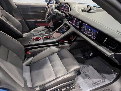 Used 2022 Porsche Taycan 4 Cross Turismo AWD/4WD image 21