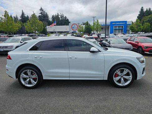 Used 2023 Audi Q8 Premium Plus AWD/4WD image 4