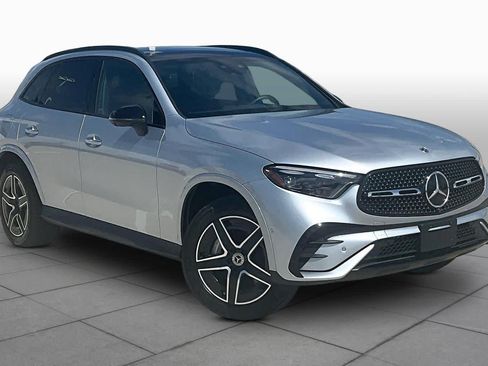 Used 2024 Mercedes-Benz GLC 300 image 2