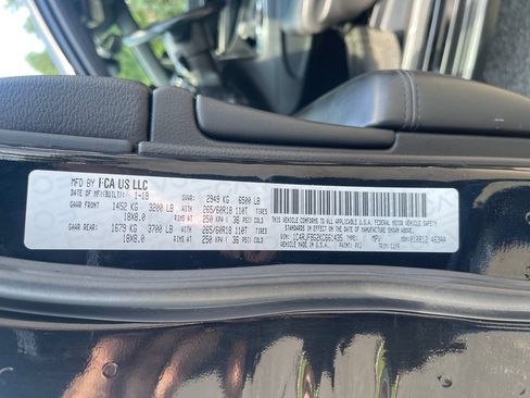 Used 2019 Jeep Grand Cherokee Limited AWD/4WD image 37
