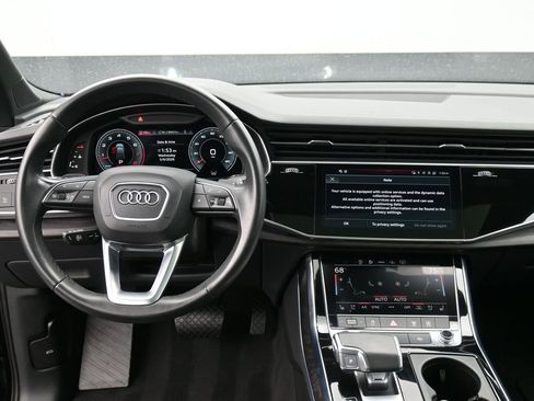 Used 2023 Audi Q7 3.0T Premium Plus w/ Premium Plus Package AWD/4WD image 11