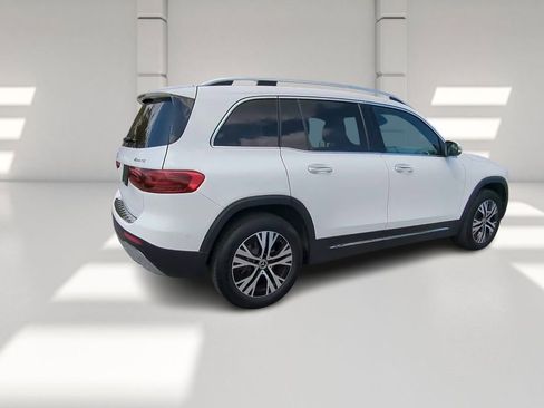 Used 2025 Mercedes-Benz GLB 250 GLB 250 image 3