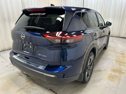 Certified 2024 Nissan Rogue SV image 10