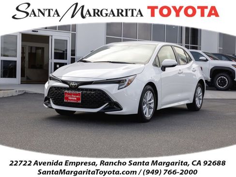 Certified 2023 Toyota Corolla SE w/ SE Premium Package FWD image 1
