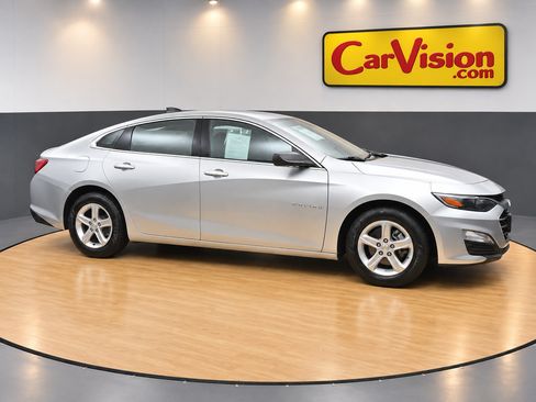 Used 2020 Chevrolet Malibu LS FWD image 5