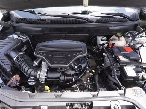 Certified 2024 Cadillac XT5 Premium Luxury w/ Technology Package AWD/4WD image 7