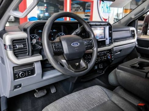 Used 2024 Ford F250 XLT AWD/4WD image 5