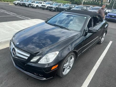 Used 2011 Mercedes-Benz E 350 Cabriolet image 3