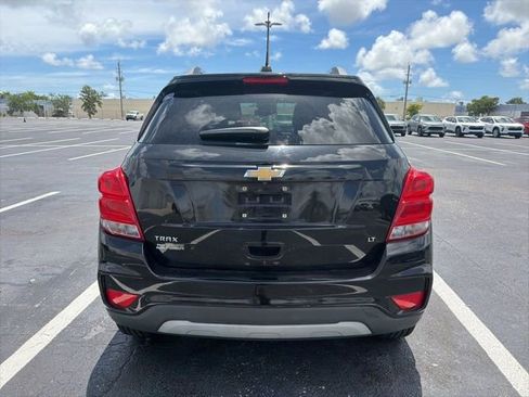 Used 2020 Chevrolet Trax LT FWD image 6