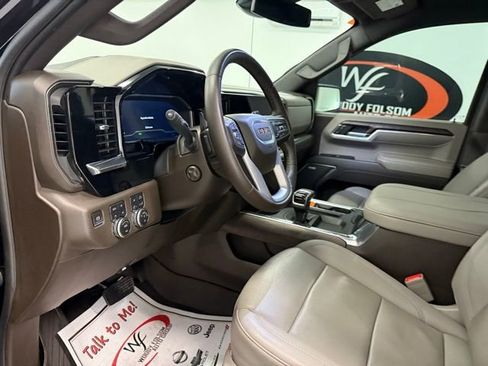Used 2023 GMC Sierra 1500 SLT w/ SLT Premium Package image 12