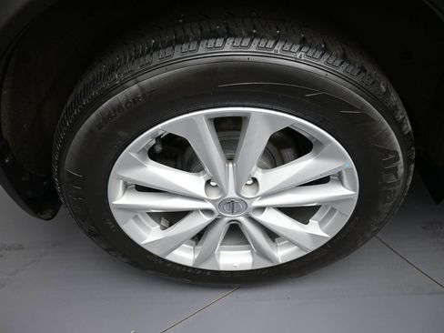 Used 2017 Nissan Rogue Sport S w/ S Appearance Package FWD image 12