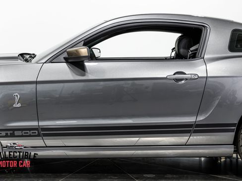Used 2013 Ford Mustang Shelby GT500 RWD image 39