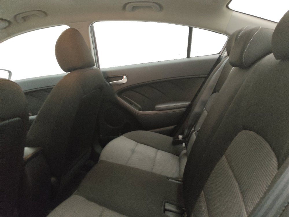 Used 2018 Kia Forte LX FWD image 18