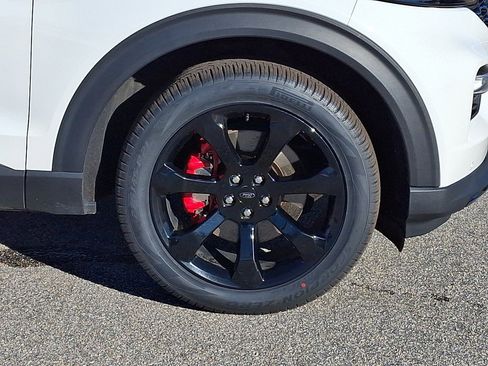 Used 2023 Ford Explorer ST w/ Equipment Group 401A image 8