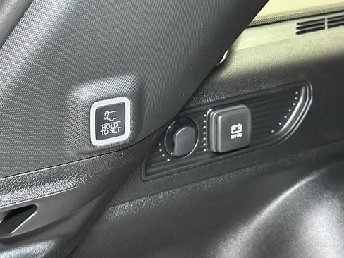 New 2025 Jeep Grand Cherokee Limited image 15