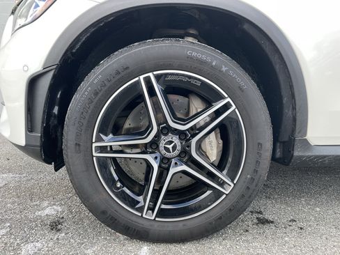 Used 2022 Mercedes-Benz GLC 300 4MATIC image 9