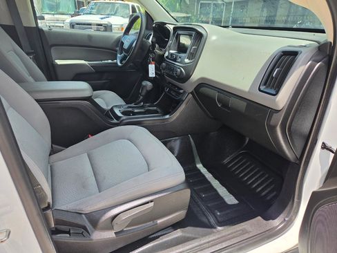 Used 2019 Chevrolet Colorado W/T w/ WT Convenience Package RWD image 15