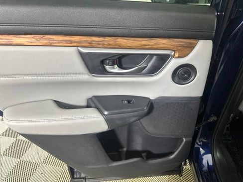 Used 2020 Honda CR-V Touring image 19