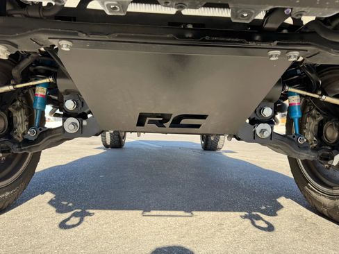 Used 2021 Toyota Tacoma TRD Sport w/ Technology Package image 14