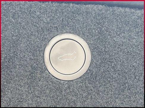 Used 2024 Tesla Model X AWD/4WD image 16