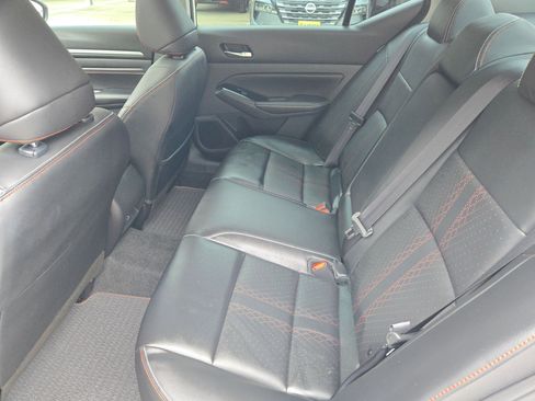Certified 2023 Nissan Altima 2.5 SR w/ SR Premium Package FWD image 14