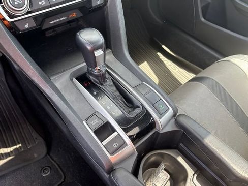 Used 2016 Honda Civic Touring image 14