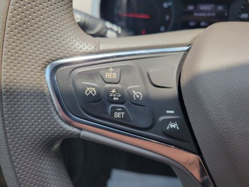 Used 2023 Chevrolet Malibu LT FWD image 19