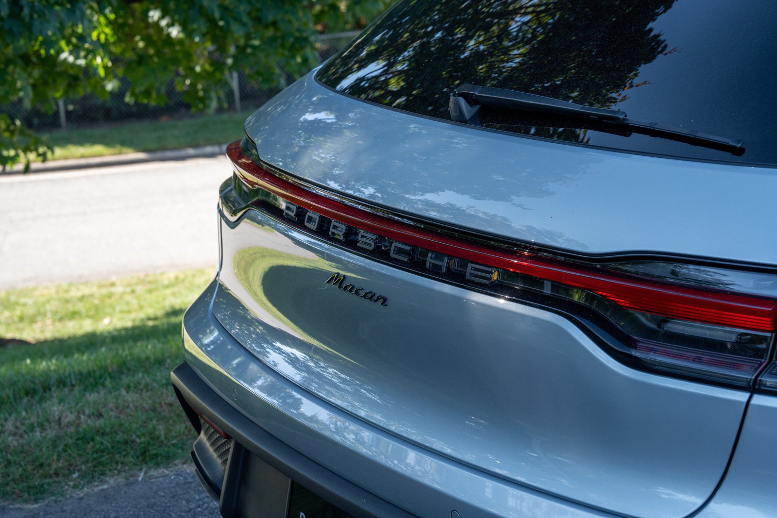 Certified 2026 Porsche Macan AWD/4WD image 15