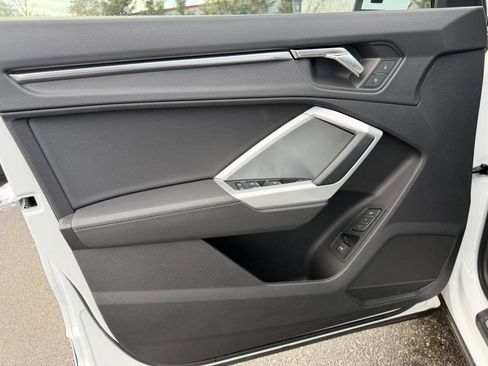 Used 2022 Audi Q3 2.0T Premium Plus w/ Premium Plus Package image 12