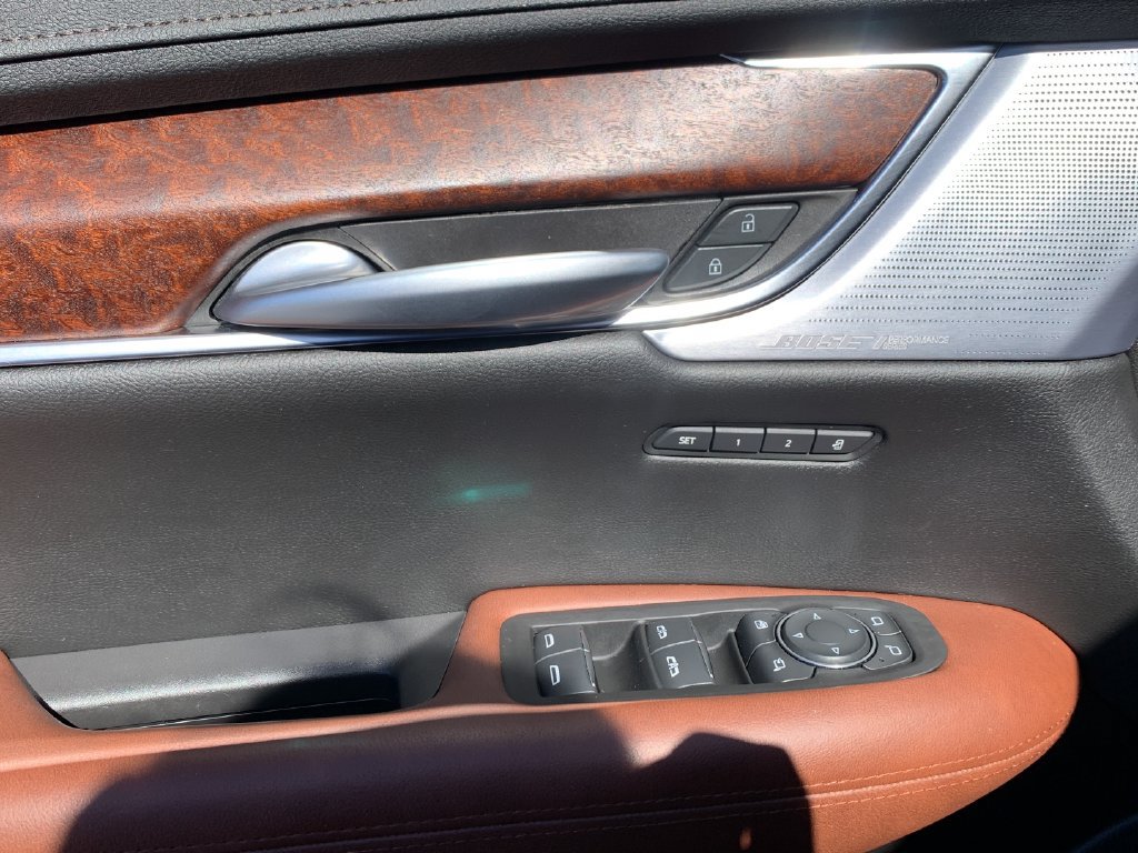 Used 2024 Cadillac XT5 Premium Luxury w/ Technology Package FWD image 12