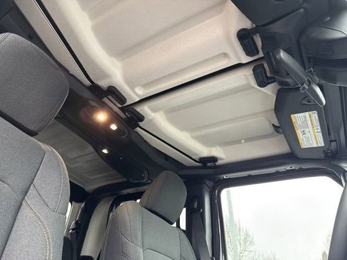 New 2026 Jeep Gladiator Sport image 23