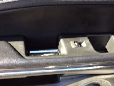 Certified 2020 Ford Expedition XLT w/ Equipment Group 202A image 16