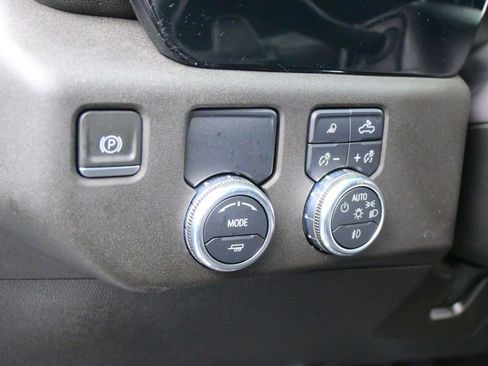Used 2024 GMC Sierra 1500 Elevation w/ Elevation Premium Package RWD image 14