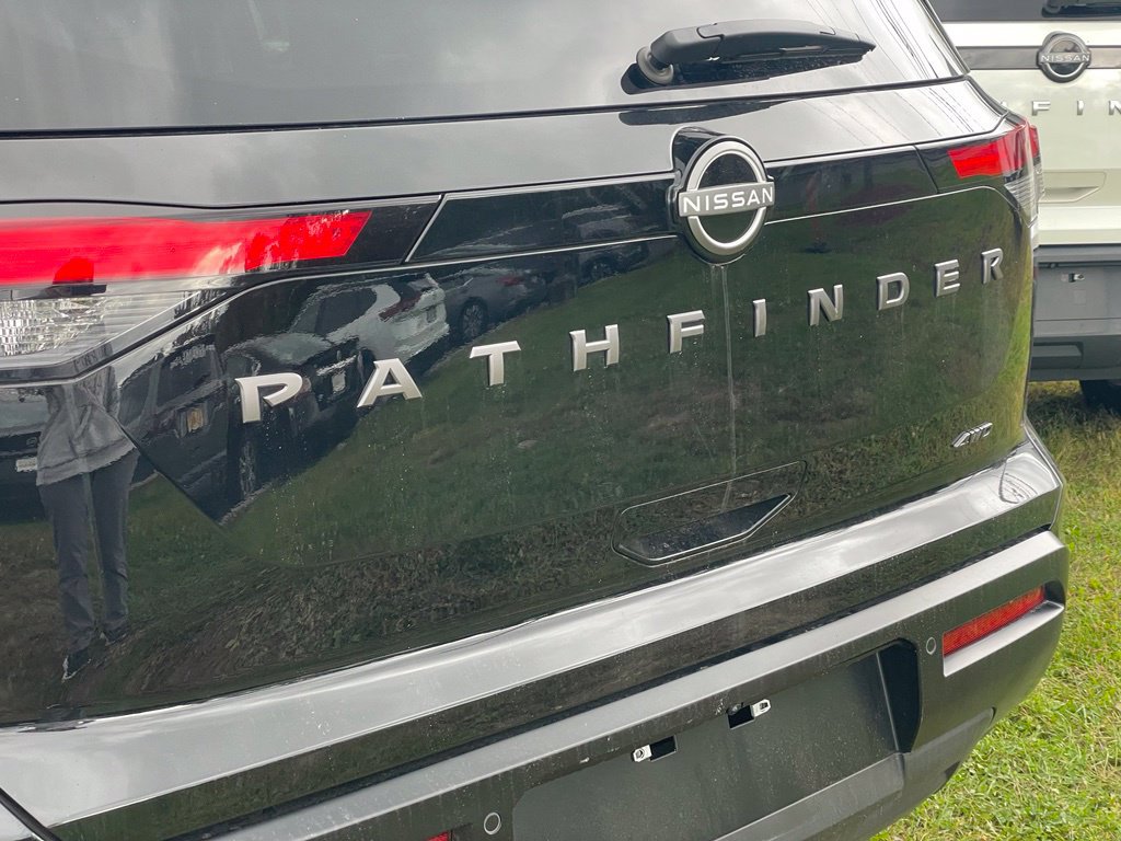 Certified 2026 Nissan Pathfinder SV AWD/4WD image 31