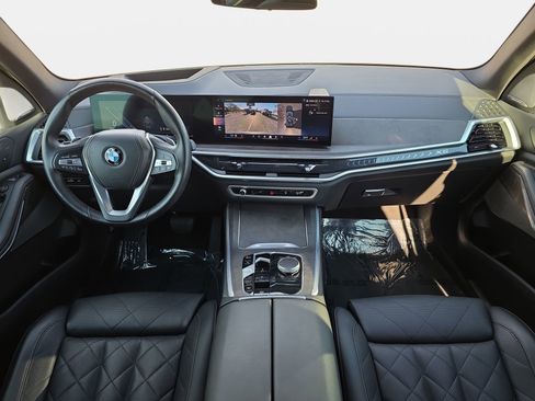 Used 2024 BMW X5 xDrive40i image 9