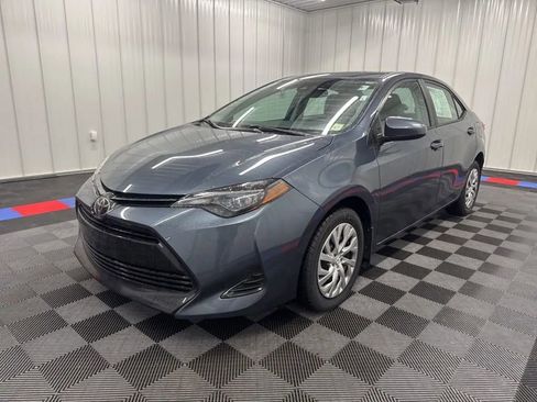 Used 2019 Toyota Corolla L image 5