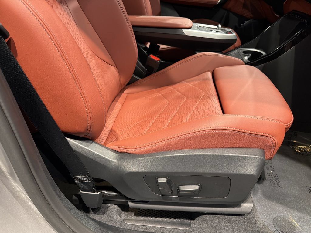 Used 2026 BMW X1 M35i AWD/4WD image 41
