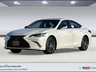 New 2025 Lexus ES 300h w/ Premium Package