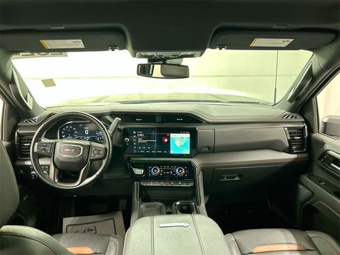 Used 2024 GMC Sierra 2500 AT4 w/ Snow Plow Prep/Camper Package image 18