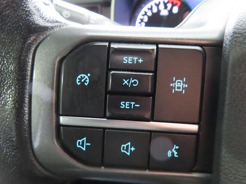 Used 2022 Ford F150 XLT w/ Equipment Group 301A Mid AWD/4WD image 19