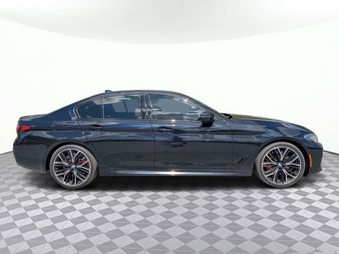 Used 2023 BMW 540i w/ M Sport Package RWD image 3