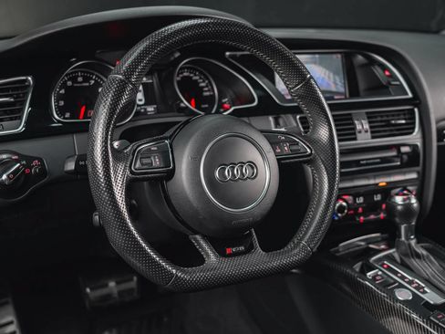 Used 2013 Audi RS 5 AWD/4WD image 34