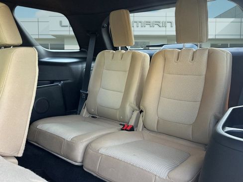 Used 2016 Ford Explorer XLT w/ Equipment Group 201A image 33