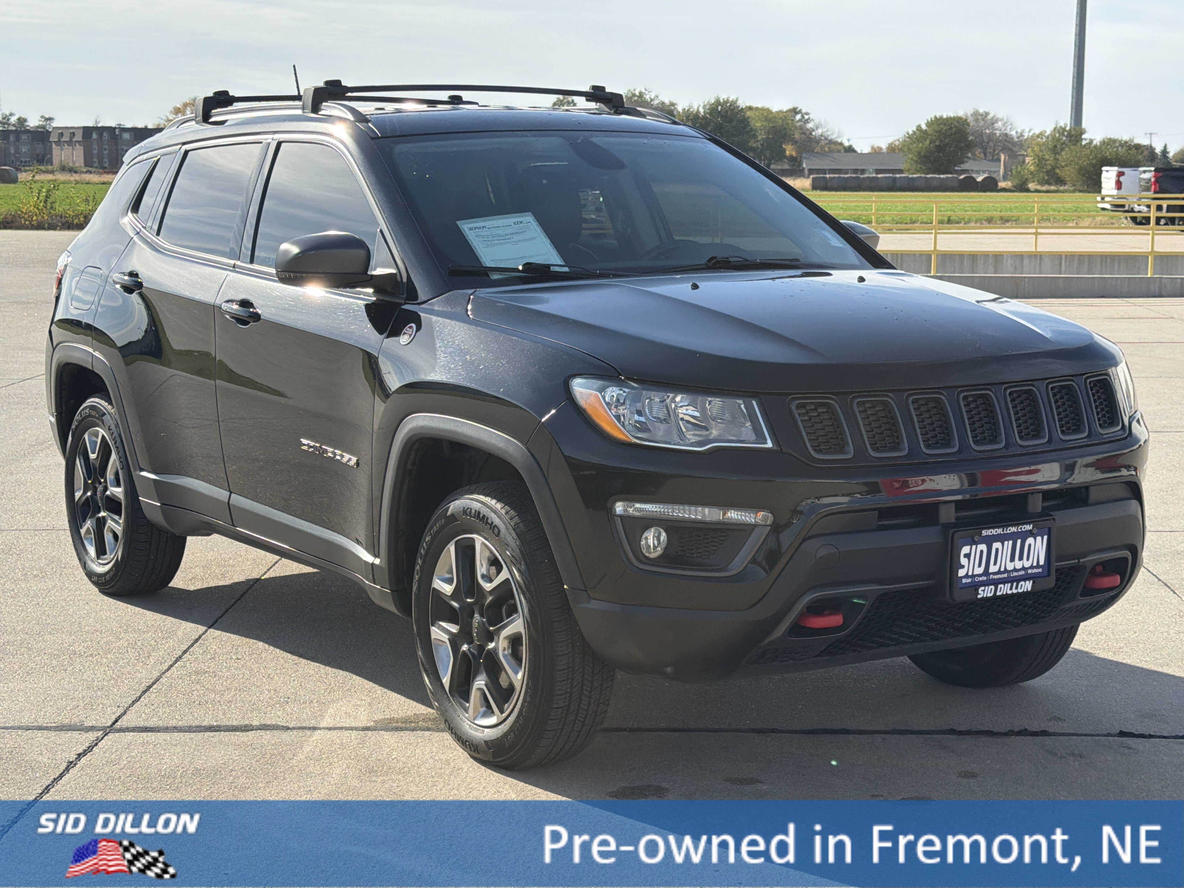 Used 2018 Jeep Compass Trailhawk w/ Leather Interior Group AWD/4WD image 7