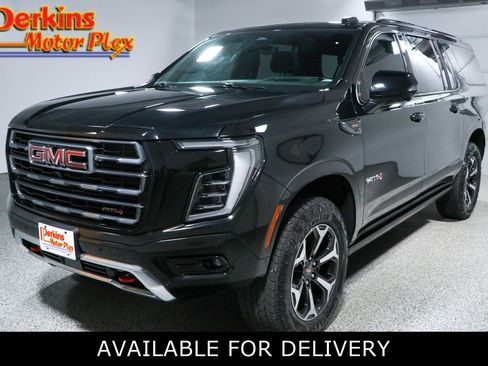 Used 2025 GMC Yukon XL AT4 w/ AT4 Premium Package AWD/4WD image 1