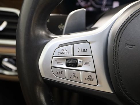 Used 2020 BMW 745e xDrive image 46